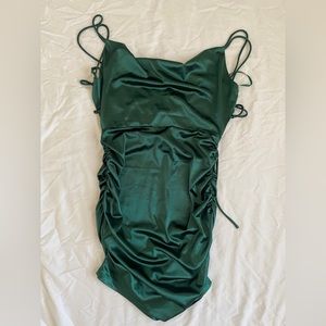 Windsor Hunter green satin dress size XL